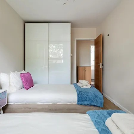 2Bdr Apt Steps To Battersea Park London Exterior photo